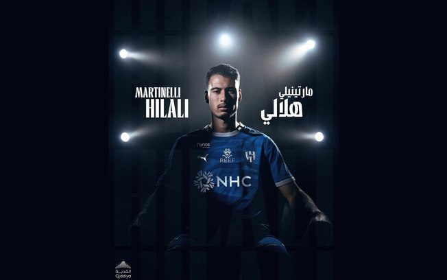Gabriel Martinelli ao lado do príncipe Nawaf bin Saad, gerente geral do Al-Hilal Gabriel Martinelli ao lado do príncipe Nawaf bin Saad, gerente geral do Al-Hilal