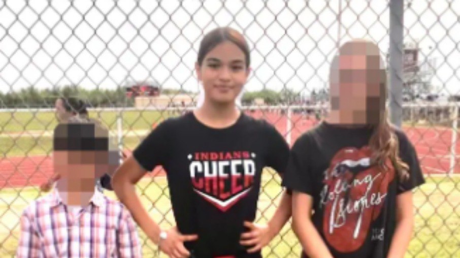 Líder de torcida mirim estudava na Jourdanton Junior High School