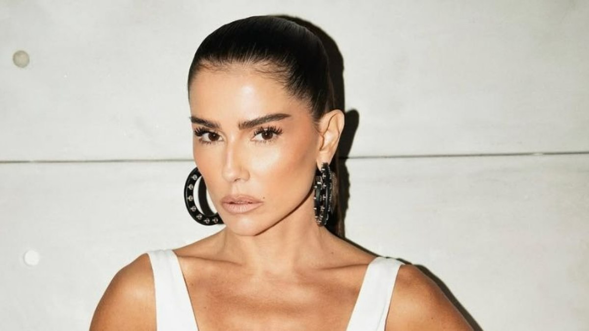 Veja os ex-namorados de Deborah Secco; atriz teve vários romances