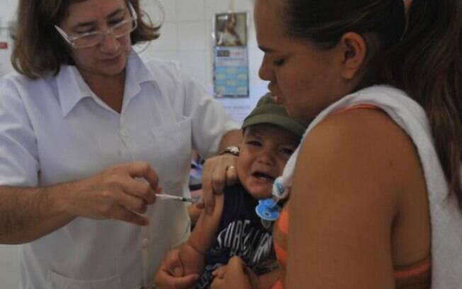 Imunização contra a pólio e o sarampo vai até o dia 31 de agosto