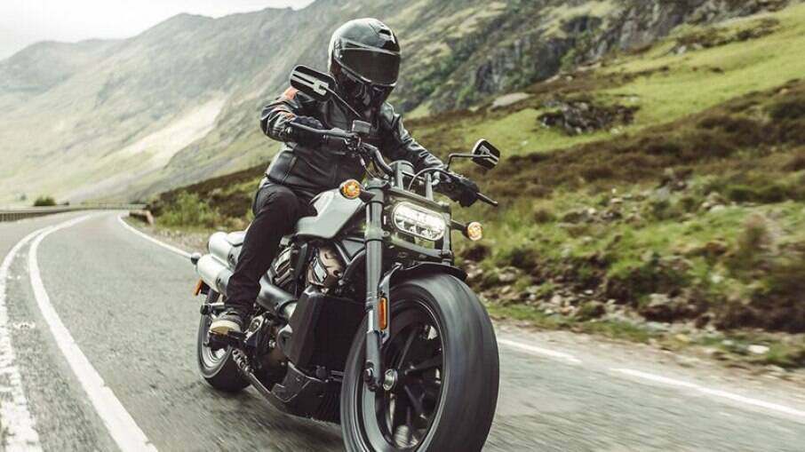Harley-Davidson Sportster S 2022 fica mais sustentável para atender regras de emissão da Europa