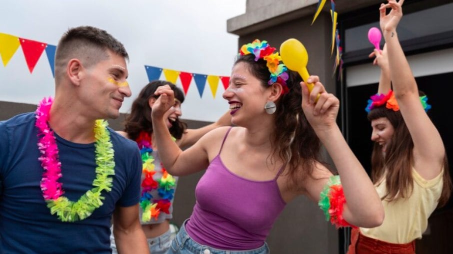 Desvendando a fronteira do desejo: assédio e desafios no Carnaval