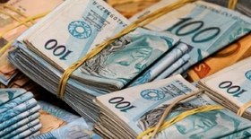 Veículos turísticos devem pagar taxa de acesso em Guarapari (ES)