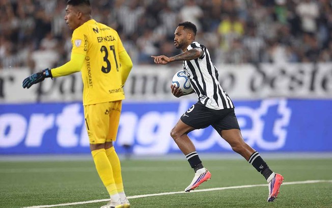 Pereira foi o último a marcar pelo Botafogo 