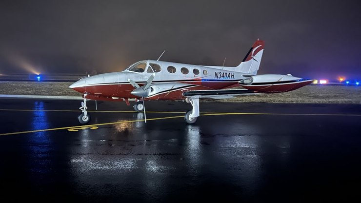 Avião pega fogo em aeroporto do Texas e mata duas pessoas