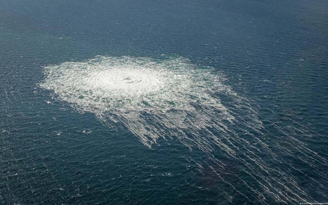 Desconhecidos explodiram três dos quatro ramais dos gasodutos Nord Stream 1 e 2, que abasteciam a Alemanha com gás da Rússia Desconhecidos explodiram três dos quatro ramais dos gasodutos Nord Stream 1 e 2, que abasteciam a Alemanha com gás da Rússia