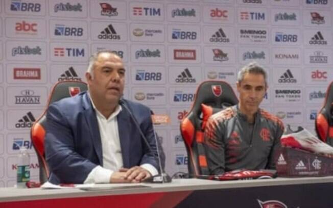 VÍDEO: Marcos Braz responde sobre possível conflito com Paulo Sousa no Flamengo
