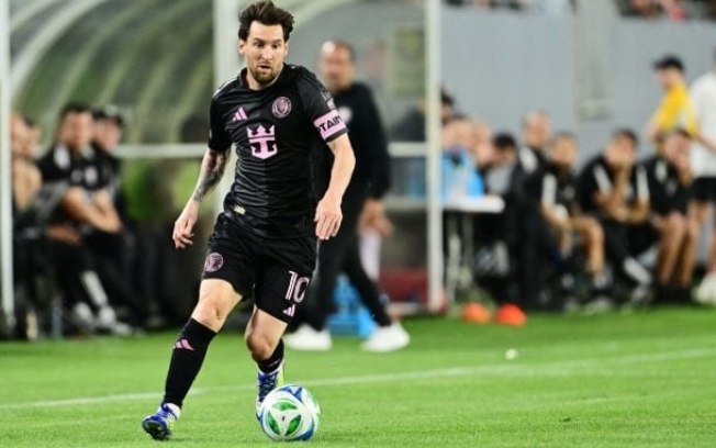 Messi prioriza retorno ao Barcelona depois do fim do vínculo com o Inter Miami, segundo o jornalista Alex Candal