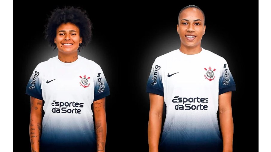 Jogadoras do Corinthians se apresentam à Seleção Brasileira Jogadoras do Corinthians se apresentam à Seleção Brasileira