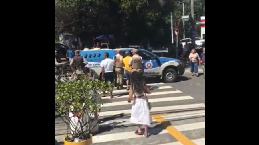 Homem é detido em Salvador após fala racista