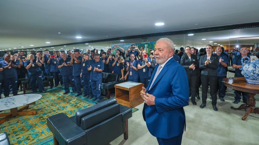 Lula se encontrou com funcionários que reorganizaram o Planalto