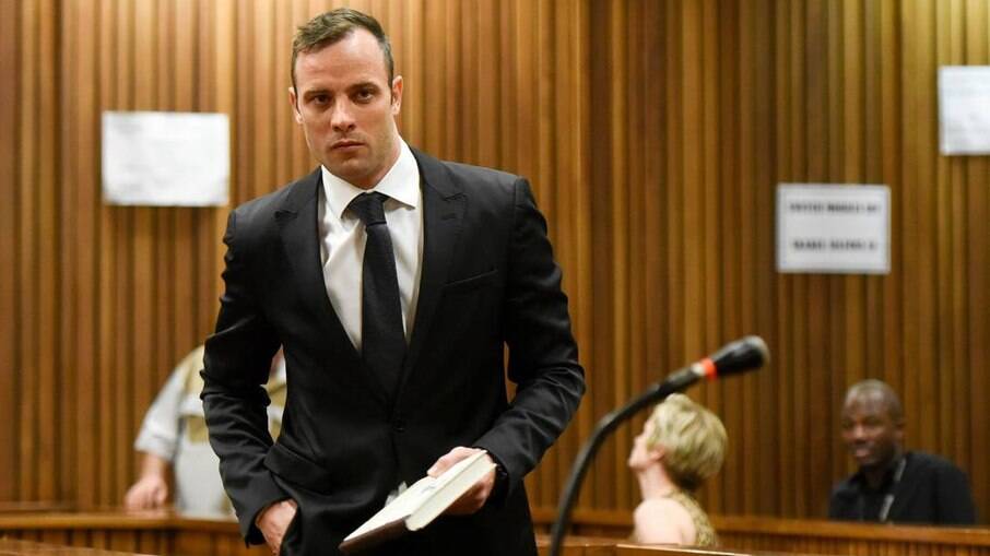 Oscar Pistorius está preso por assassinato da namorada