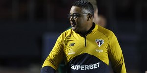 Roger Machado valoriza empate do São Paulo: "Tem que comemorar"