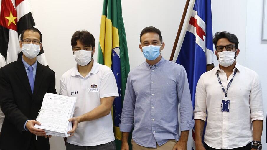O investimento será de R$ 455 milhões para a construção de um hospital de 50 mil metros quadrados de área construída e 250 leitos na primeira fase. O investimento será de R$ 455 milhões para a construção de um hospital de 50 mil metros quadrados de área construída e 250 leitos na primeira fase.