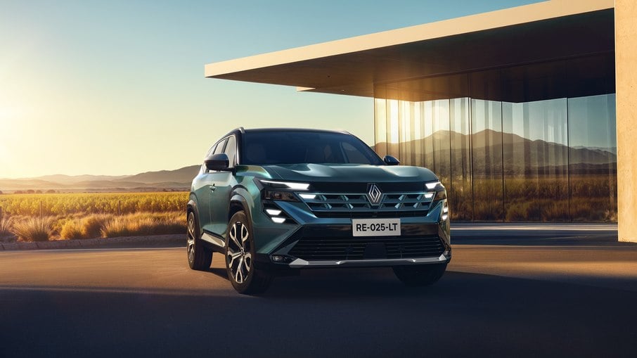 Renault Boreal apresenta frente robusta com nova linguagem de design e luzes em LED Renault Boreal apresenta frente robusta com nova linguagem de design e luzes em LED