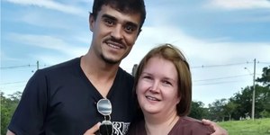 Fã encontra Elize Matsunaga nas ruas e foto viraliza na web