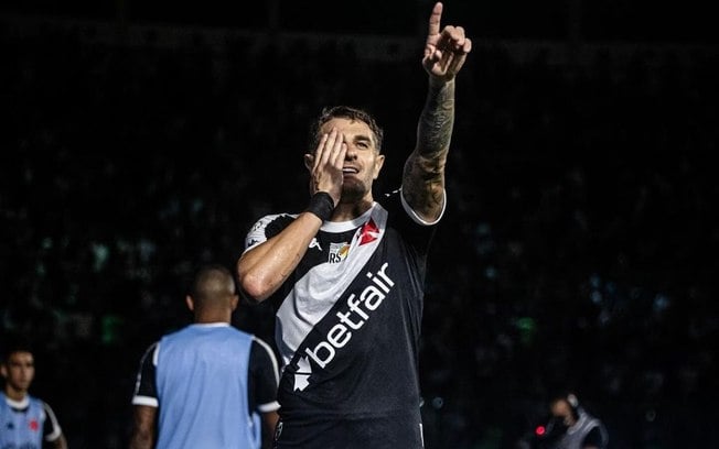 Atuações ENM: Vasco faz bom segundo tempo em triunfo contra o Vitória