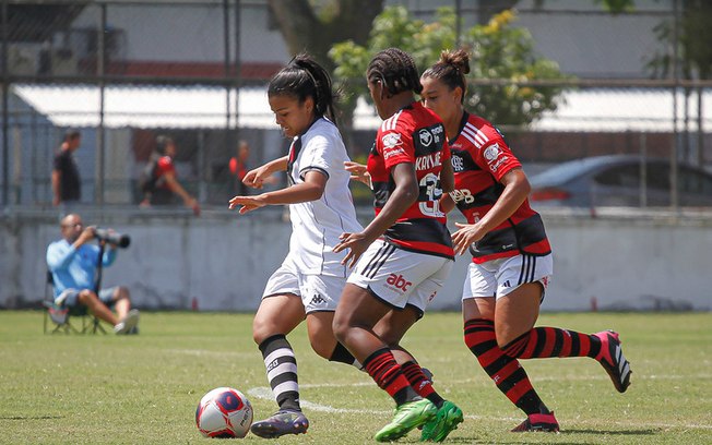 Flamengo vence o Vasco pela Copa Rio Feminina