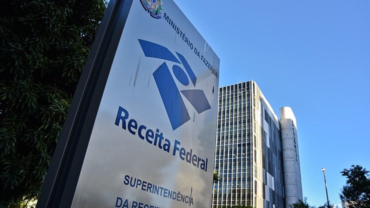 Auditor acessou dados de parente de Gilmar Mendes, diz associação
