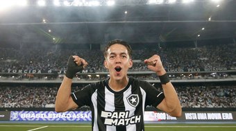 Segovinha confirma volta ao Botafogo antes da previsão inicial