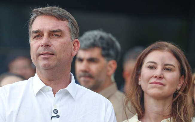 Flávio Bolsonaro muda de voto e diz que apoia fim da escala 6x1