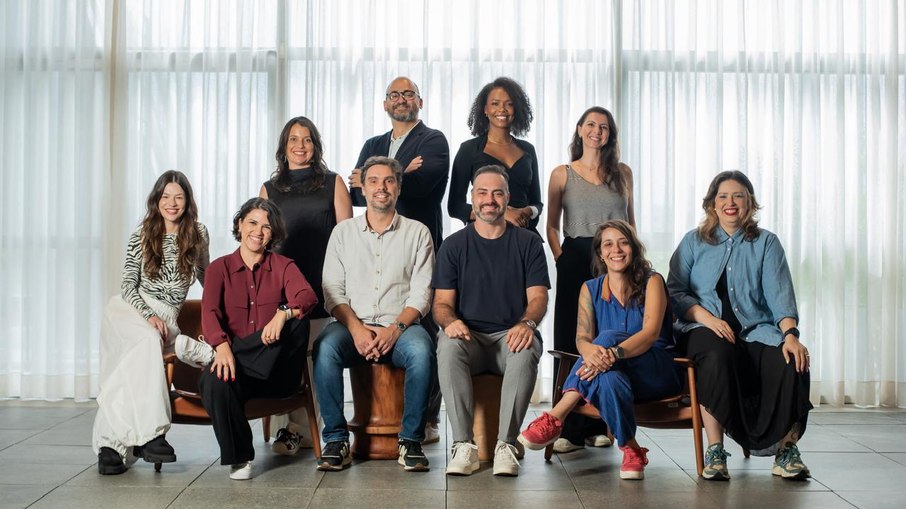Equipe da Mutato reunida após a consolidação da nova estrutura de liderança da agência Equipe da Mutato reunida após a consolidação da nova estrutura de liderança da agência