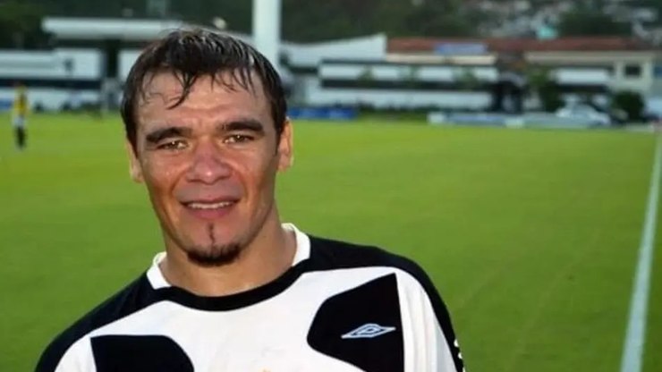 Reserva, Gabigol não escolhe posição no Cruzeiro: 