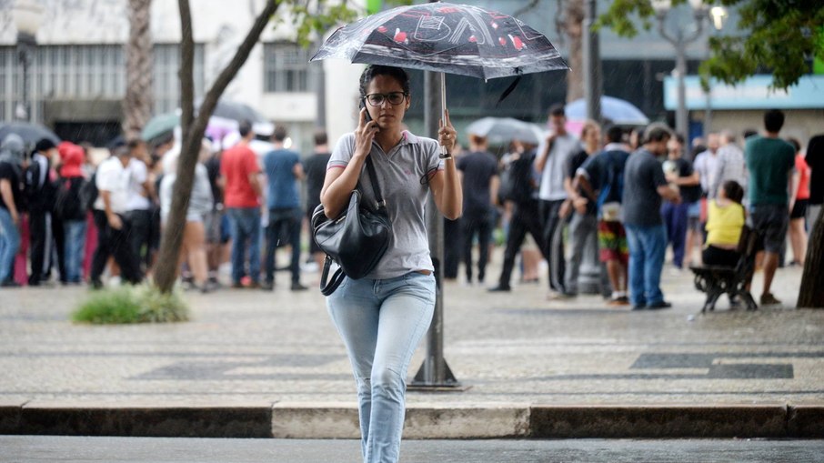 Em Campinas, a previsão é de chuva leve e ventos de até 80km 