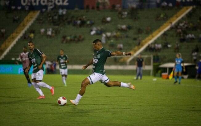 Lucão reconhece dificuldade mas espera ajudar o Guarani ao longo da temporada