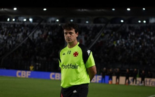 Vasco cede empate ao Grêmio em São Januário e amplia crise
