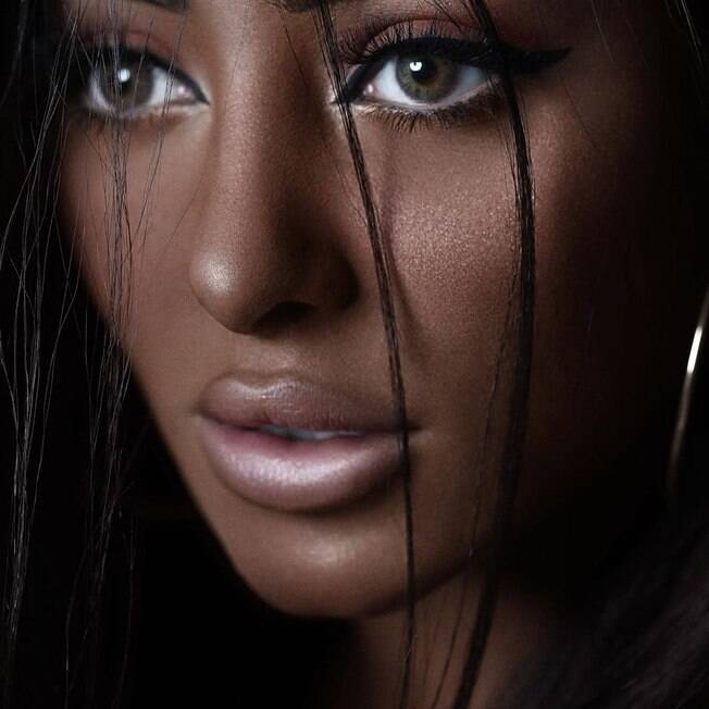 Segunda foto postada por Ghadeen em que aparece fazendo black face