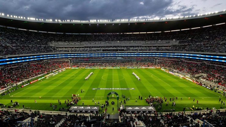 Até R$ 40 mil: ingressos deixam setores vagos na abertura da Copa
