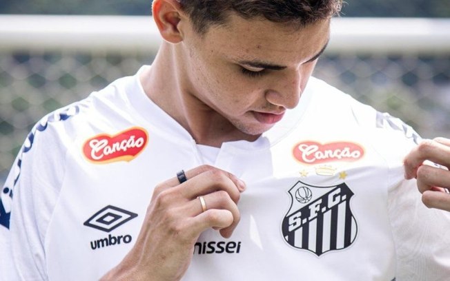 Caixinha inscreve reforços Deivid Washington e Rollheiser para as quartas de final do Paulista
