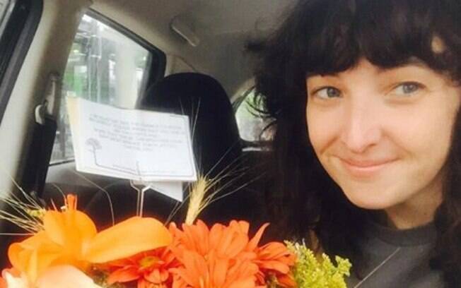 Christina Grady recebeu até flores da atendente da empresa de cartão de crédito