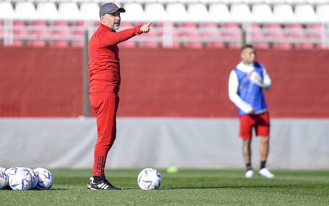 Preocupado, Vítor Pereira prepara Flamengo para Recopa