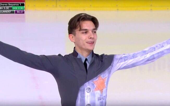 Atleta russo Anton Shulepov usou uniforme com referência nazista em competição de patinação artística