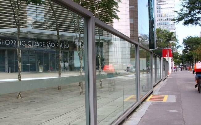 Shopping Cidade São Paulo, na Avenida Paulista, fechado durante a quarentena: lojistas têm estoques baixos mesmo com reabertura
