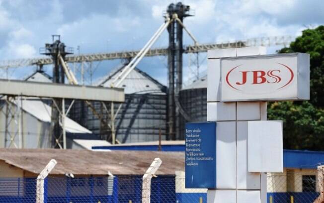 Governo Bolsonaro já gastou R$ 47 milhões em picanha e outras carnes nobres da JBS para as Forças Armadas Governo Bolsonaro já gastou R$ 47 milhões em picanha e outras carnes nobres da JBS para as Forças Armadas