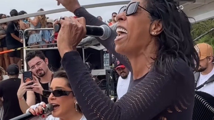 Márcia Fu Brilha no Carnalau em São Paulo e Celebra Parceria com Lauana Prado