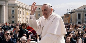 Papa Francisco morreu por AVC e insuficiência cardíaca