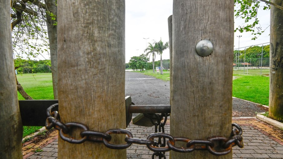 Parques podem ser reabertos neste sábado (28) após nova medição Parques podem ser reabertos neste sábado (28) após nova medição