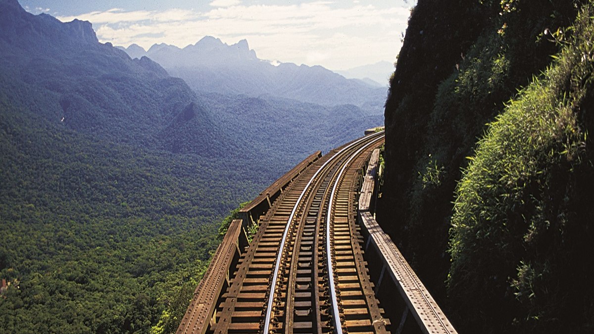 O trajeto de Curitiba a Morretes em 70 km