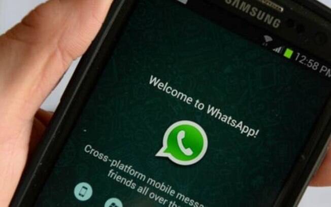 Aplicativo de mensagens WhatsApp diz que não pretende fazer mudanças na ferramenta antes das eleições