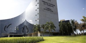 Vinte e três desembargadores disputam vaga de ministro do TST