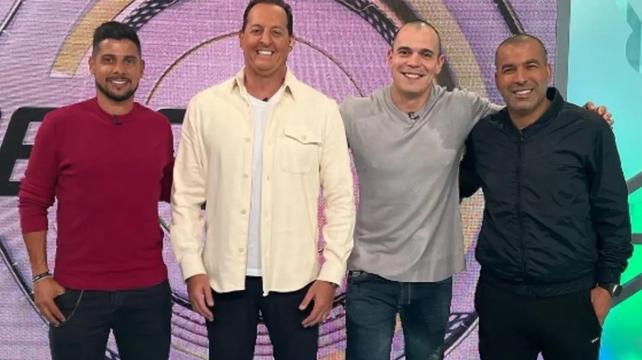 Cicinho e Sheik deixam o SBT Cicinho e Sheik deixam o SBT