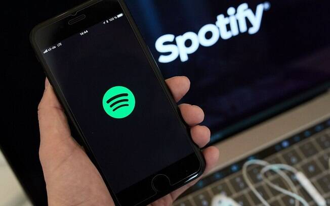 Apple será julgada na Europa por 'sabotar' Spotify, favorecendo o Apple Music