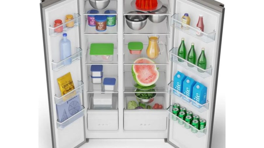 São 489 litros divididos entre freezer e refrigerador com controle independente São 489 litros divididos entre freezer e refrigerador com controle independente