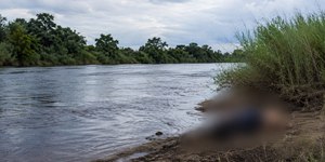 Casal é morto e jogado em rio cheio de crocodilos
