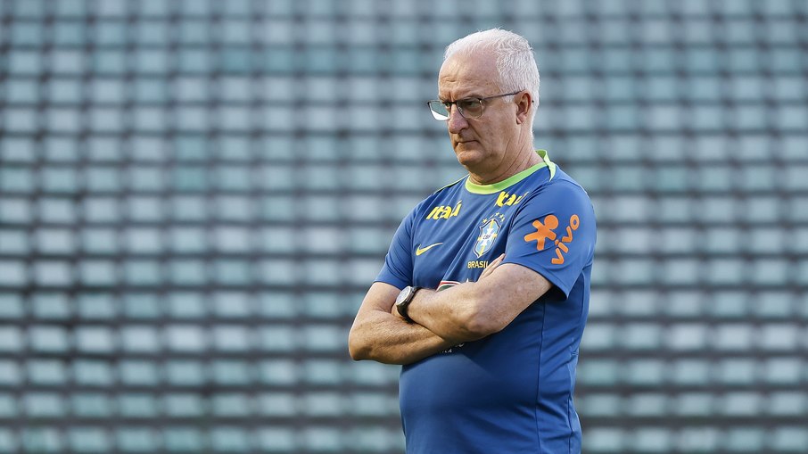 Dorival Júnior vai promover mudanças no time brasileiro