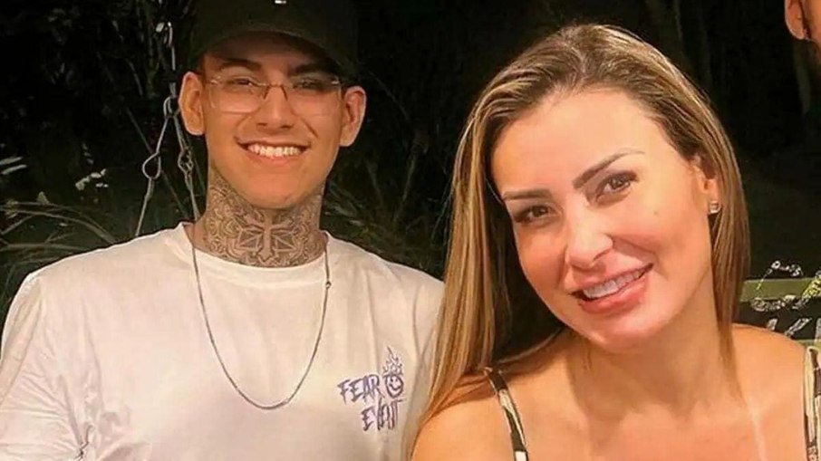 Filho de Andressa Urach investe em conteúdo adulto e recebe apoio da mãe: 'Vou dar ideia'